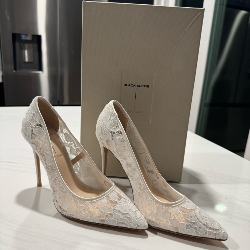 BLACK SUEDE STUDIO GIA LACE PUMPS - Size US 7 / EU 37